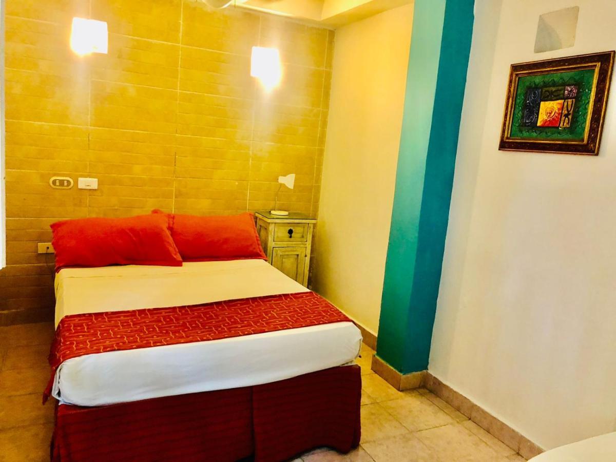 Antigua Calle Almudena Hotel Cartagena Kültér fotó